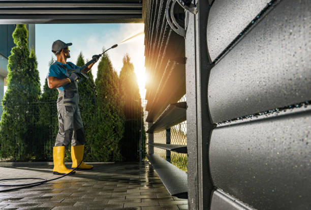 Best Deck Pressure Washing  in Lloyd Harbor, NY